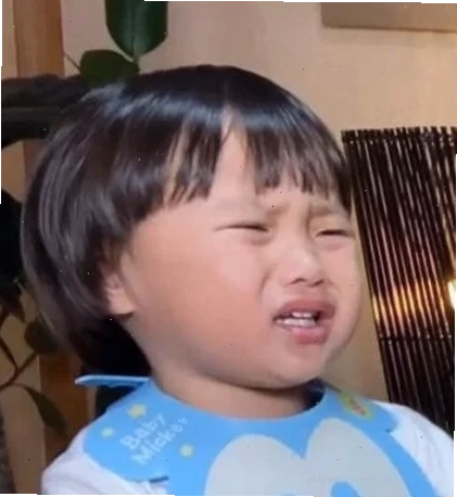 bé sa meme bé sa meme biểu cảm