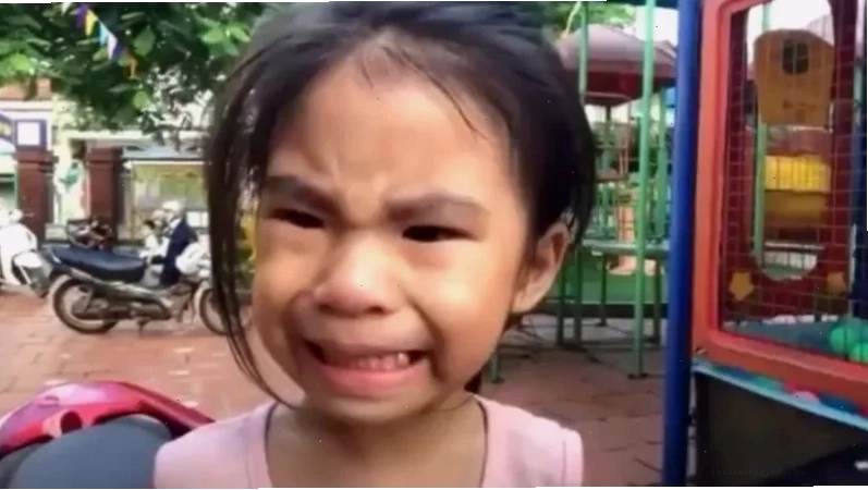 Blinking White Guy Các meme nổi tiếng nhất thế giới với biểu cảm sốc