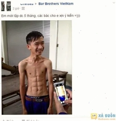 Cặp đôi khoe 6 múi meme hạnh phúc