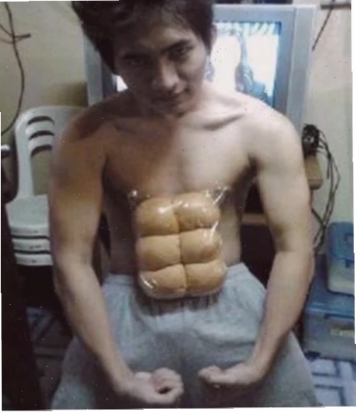 Chó cơ bắp Chú chó cười tươi cùng ảnh 6 múi meme