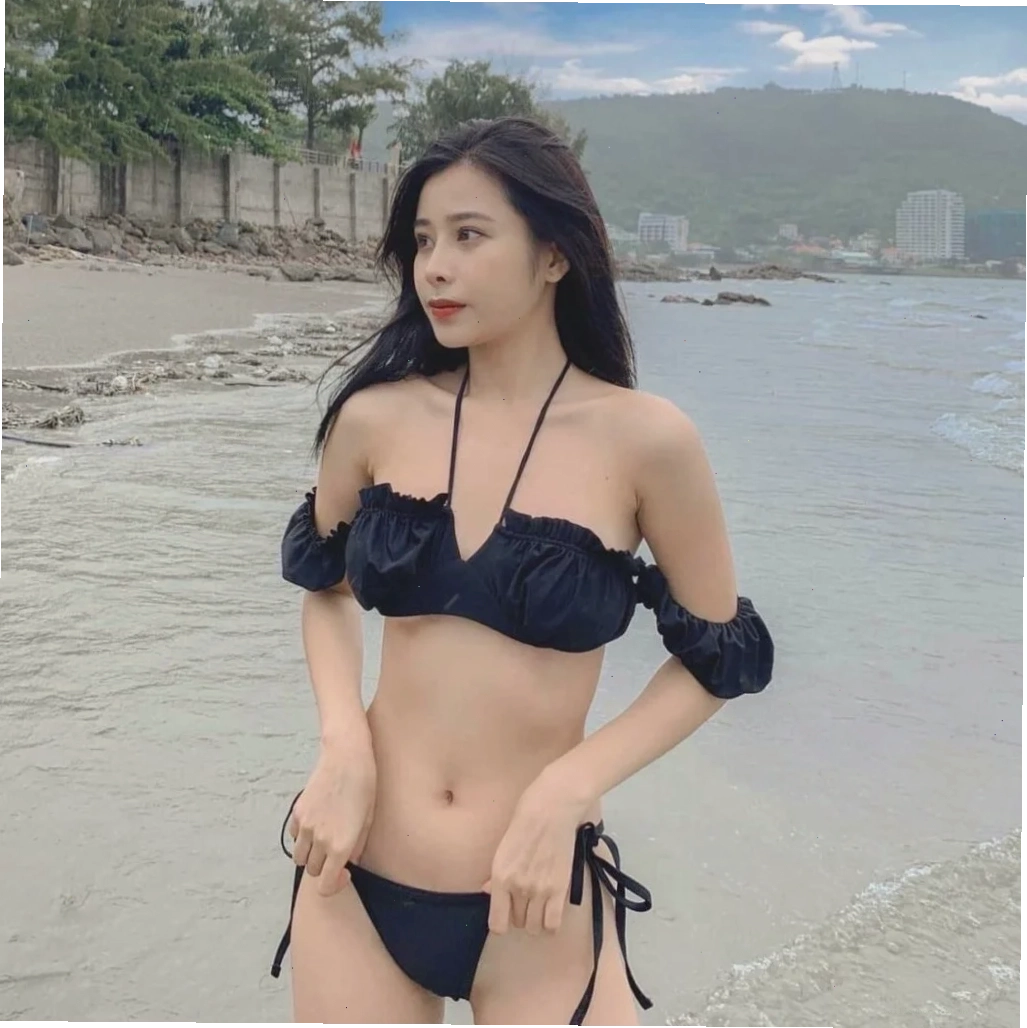 hình nền gái xinh mặc bikini đen