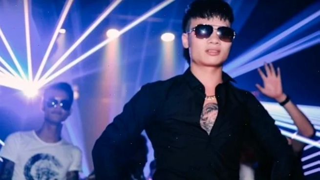 hình nền khá bảnh Hình nền khá bảnh cười vui vẻ
