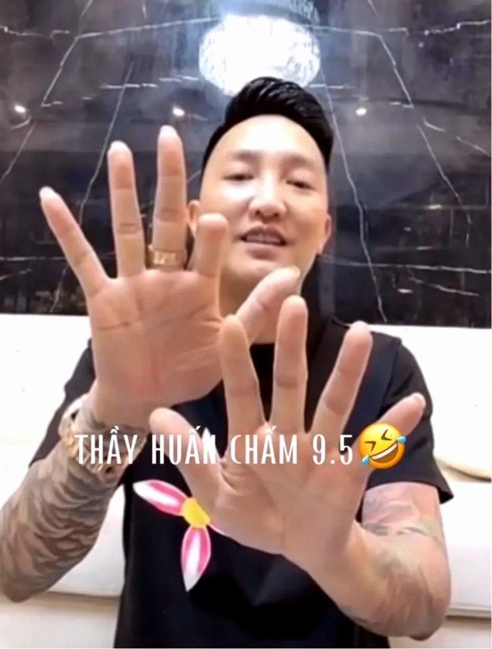 Meme 9.5 điểm Meme huấn hoa hồng 9.5 điểm cực viral