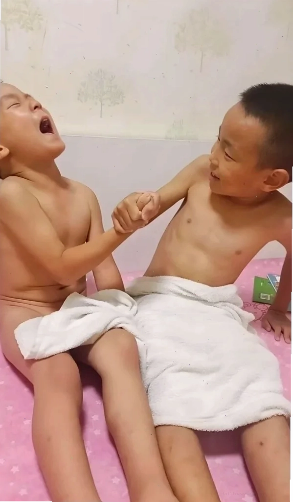 meme tình anh em viral