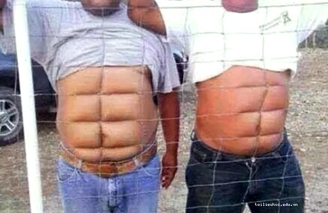 Một chú mèo có body 6 múi meme cực ngầu